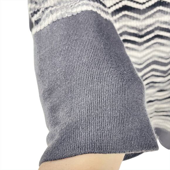 PRANA Meryl Hooded Long-Sleeve Sweater Dress in Coal Gray Chevron Stripe Size M - Picture 5 of 10